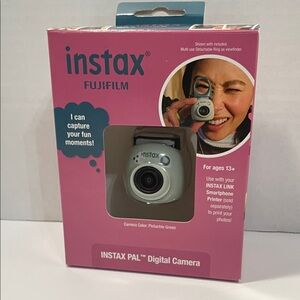 Fujifilm Instax Pal Digital Camera -Pistachio Green